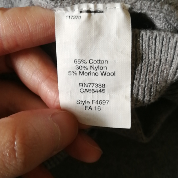 COPY - Grey v-neck sweater J. Crew - Picture 4 of 6